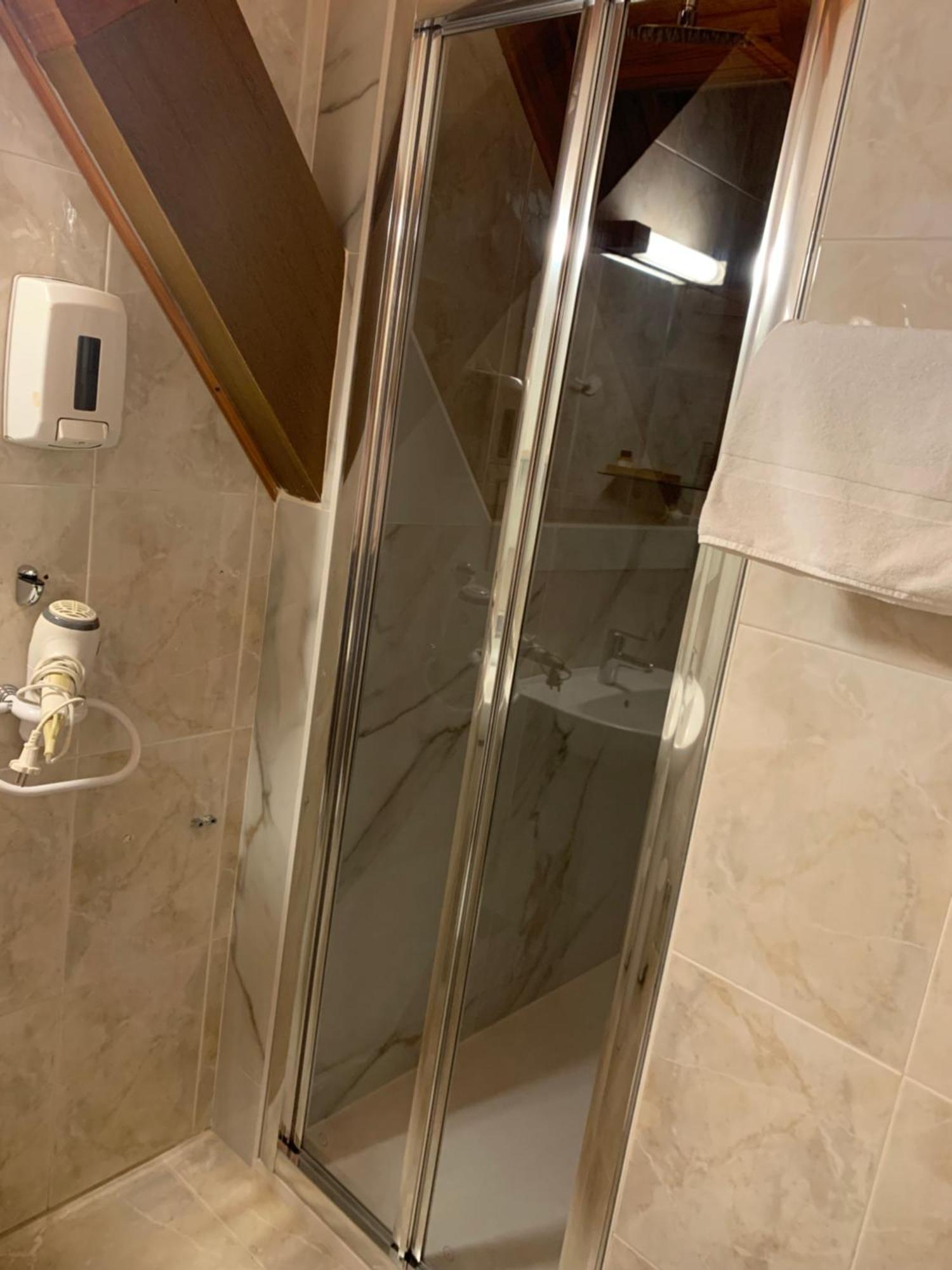 Hostal Ezkaurre Isaba Εξωτερικό φωτογραφία