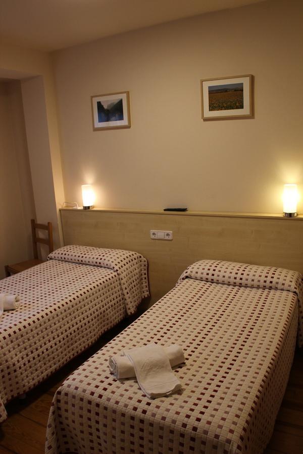 Hostal Ezkaurre Isaba Εξωτερικό φωτογραφία