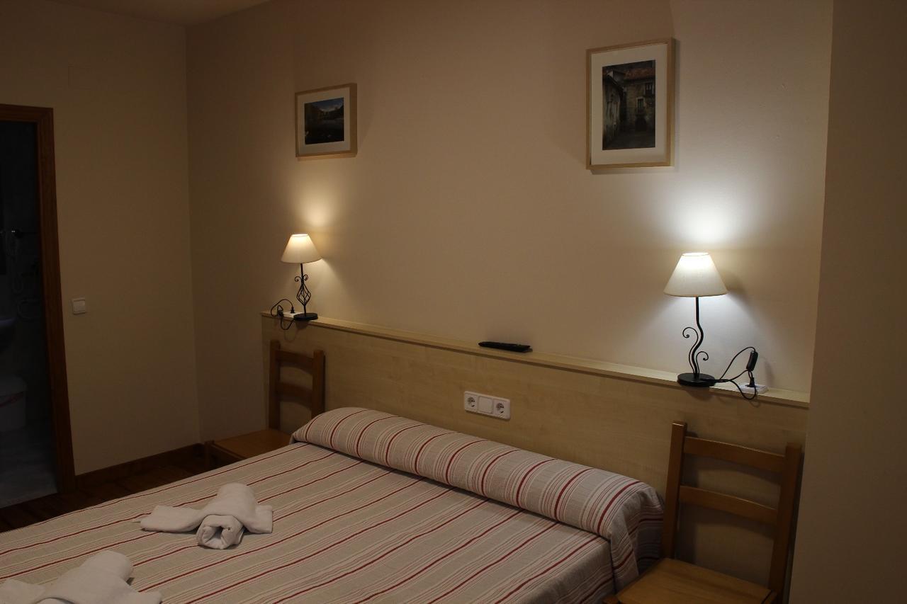 Hostal Ezkaurre Isaba Εξωτερικό φωτογραφία