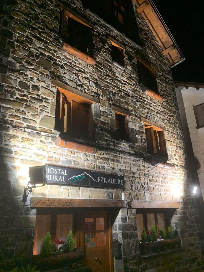 Hostal Ezkaurre Isaba Εξωτερικό φωτογραφία